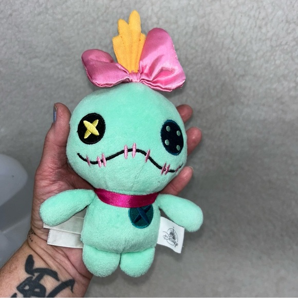 Disney Store Scrump doll 9" Lilo & Stitch mint green Used - Picture 2 of 8